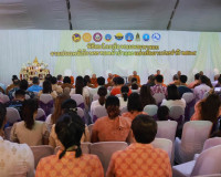 สุราษฎร์ธานีจัดพิธีสมโภชเรือพนมพระทางบก ในงานประเพณีชักพระ ป ... พารามิเตอร์รูปภาพ 2