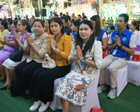 สุราษฎร์ธานีจัดพิธีสมโภชเรือพนมพระทางบก ในงานประเพณีชักพระ ป ... พารามิเตอร์รูปภาพ 6