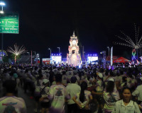 จังหวัดสุราษฎร์ธานีจัดกิจกรรม “วิ่งพรมน้ำมนต์ชมเรือพระ” ประจ ... พารามิเตอร์รูปภาพ 6