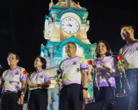 จังหวัดสุราษฎร์ธานีจัดกิจกรรม “วิ่งพรมน้ำมนต์ชมเรือพระ” ประจ ... พารามิเตอร์รูปภาพ 16