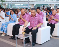 จังหวัดสุราษฎร์ธานี จัดพิธีชักพุ่มผ้าป่าเมืองสุราษฎร์ธานี สื ... พารามิเตอร์รูปภาพ 17