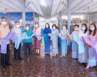 จังหวัดสุราษฎร์ธานี “สืบสาน อนุรักษ์ศิลป์ผ้าถิ่นไทย ดำรงไว้ใ ... พารามิเตอร์รูปภาพ 9