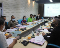รองผวจ.สุราษฎร์ธานีประชุมคณะอนุกรรมการพิจารณาค่าตอบแทนผู้เสี ... พารามิเตอร์รูปภาพ 5