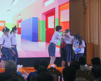 รมว.ศึกษาธิการ ลงพื้นที่จังหวัดสุราษฎร์ธานี Kick off สถานศึก ... พารามิเตอร์รูปภาพ 10