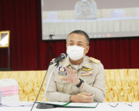 ผู้ว่าฯ สุราษฎร์ธานีห่วงใยเด็กและเยาวชนของชาติ ฝากครูบรรจุให ... พารามิเตอร์รูปภาพ 9