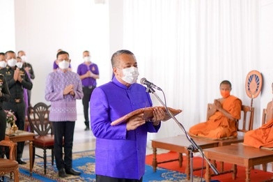จังหวัดสุราษฎร์ธานี จัดพิธีทอดผ้าป่าสมทบกองทุนพัฒนาเด็กชนบทใ ... พารามิเตอร์รูปภาพ 1