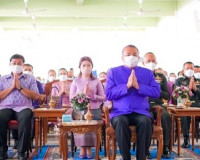 จังหวัดสุราษฎร์ธานี จัดพิธีทอดผ้าป่าสมทบกองทุนพัฒนาเด็กชนบทใ ... พารามิเตอร์รูปภาพ 2
