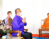 จังหวัดสุราษฎร์ธานี จัดพิธีทอดผ้าป่าสมทบกองทุนพัฒนาเด็กชนบทใ ... พารามิเตอร์รูปภาพ 3